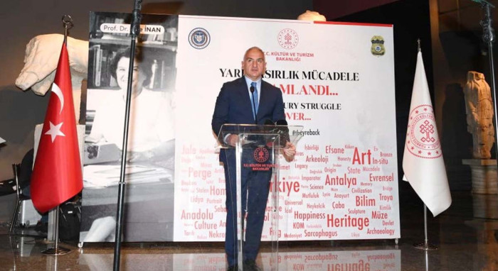 Türkiye'den ABD'ye kaçırılan 9 parçadan oluşan 6 tarihi eser, Antalya Müzesi'nde