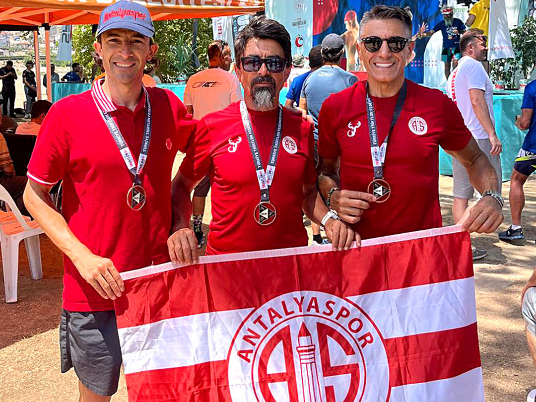 Antalyaspor Triatlon Takımından Eğirdir’de 3 Madalya